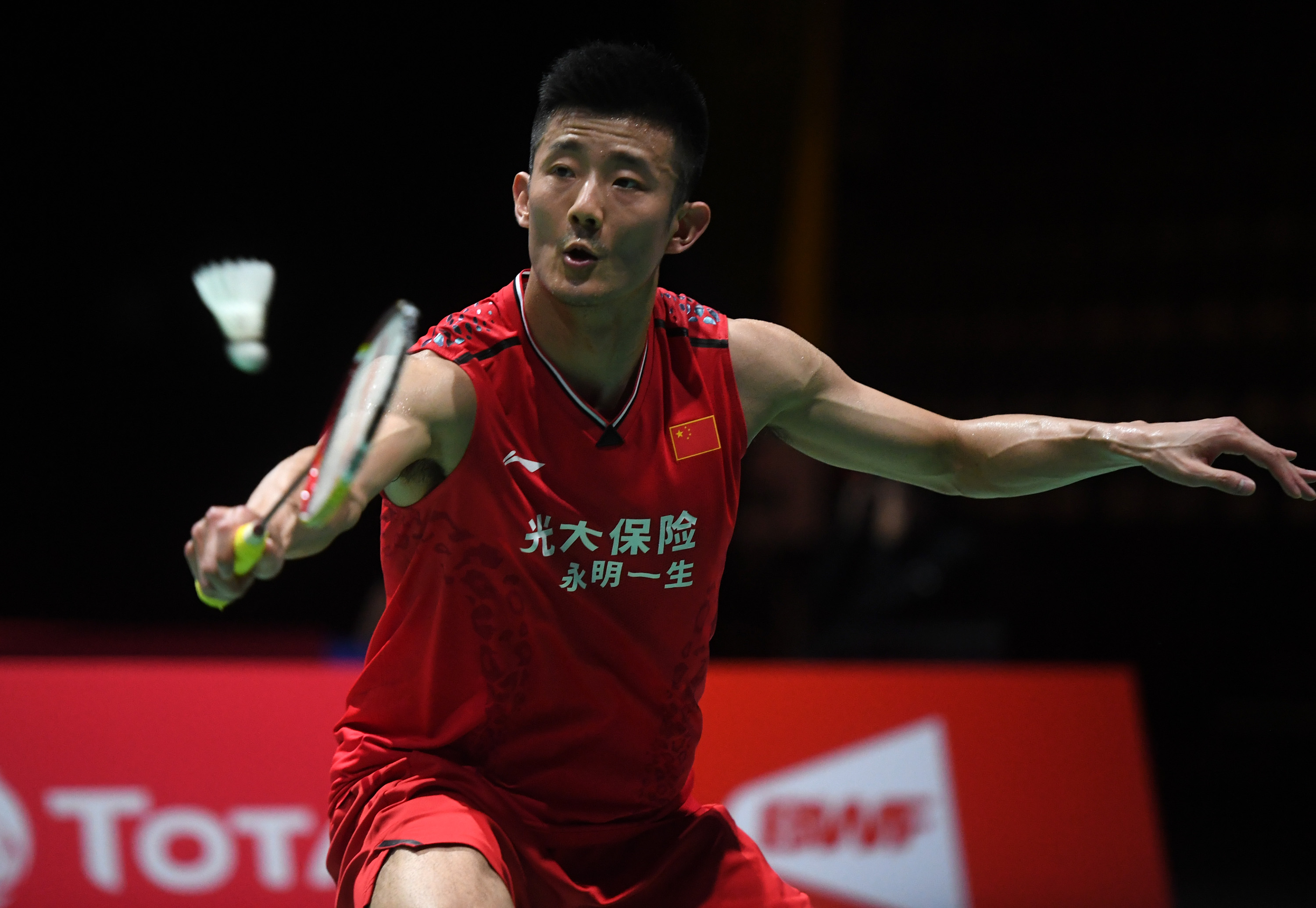 包含马来西亚羽毛球队碾压英格兰羽毛球队，谌龙高光表现的词条