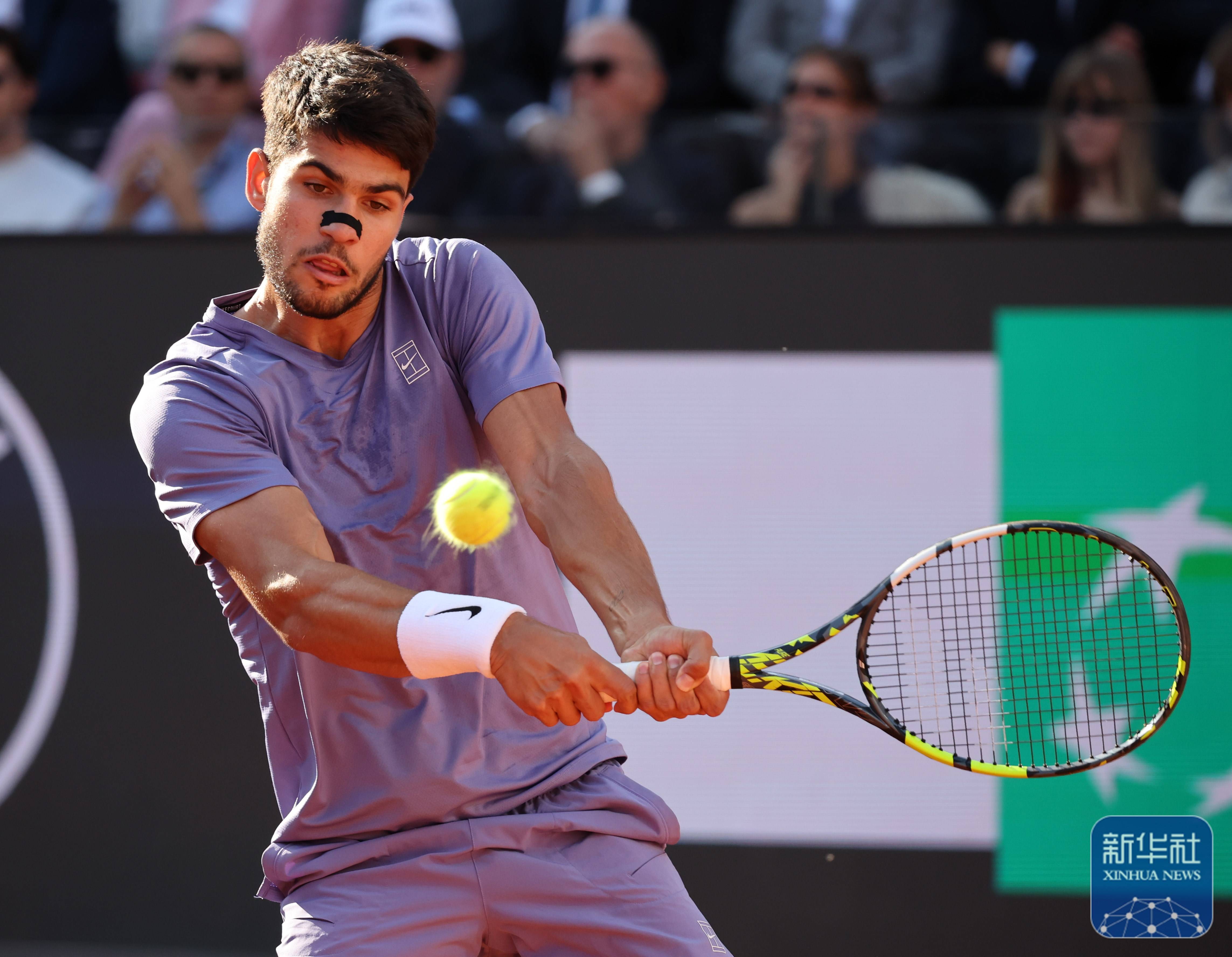 澳大利亚网球队绝杀欧洲网球队，阿尔卡拉斯惊艳世界的简单介绍