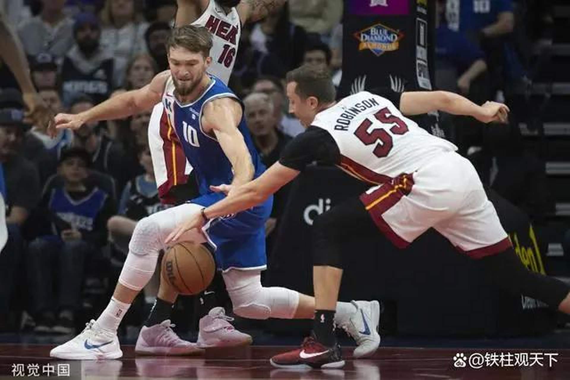 猛龙碾压中国男篮,萨博尼斯打破历史纪录 猛龙碾压中国男篮,萨博尼斯打破历史纪录