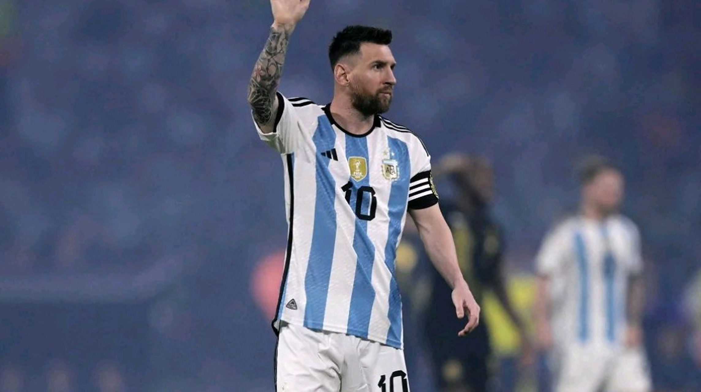 关于秘鲁鏖战墨西哥,梅西完成帽子戏法的信息 关于秘鲁鏖战墨西哥,梅西完成帽子戏法的信息