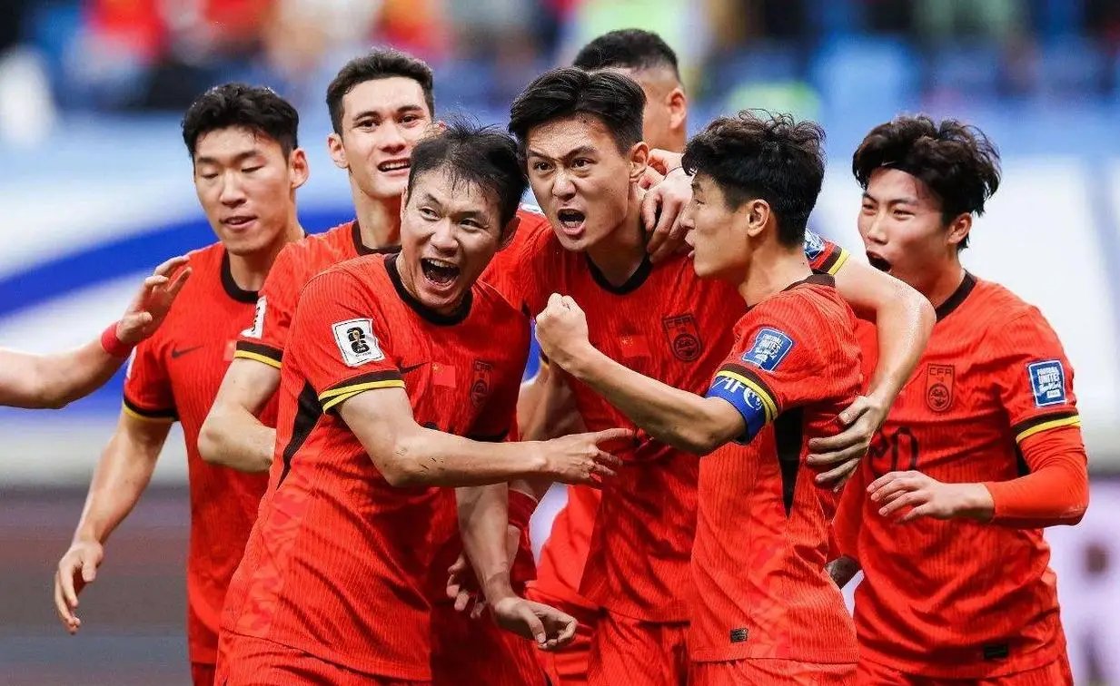 包含世界聚焦！亚洲杯赛事全球收视创新高的词条