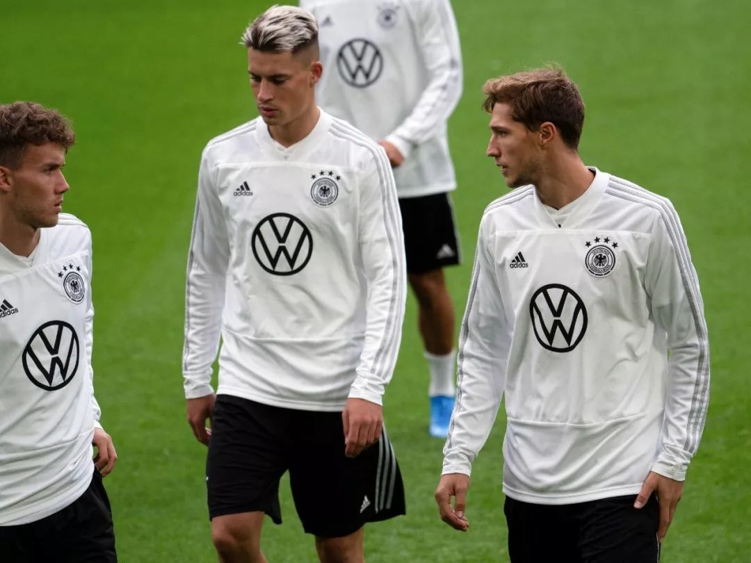 德国队逆转印度队，黄鸭组合扛起全队