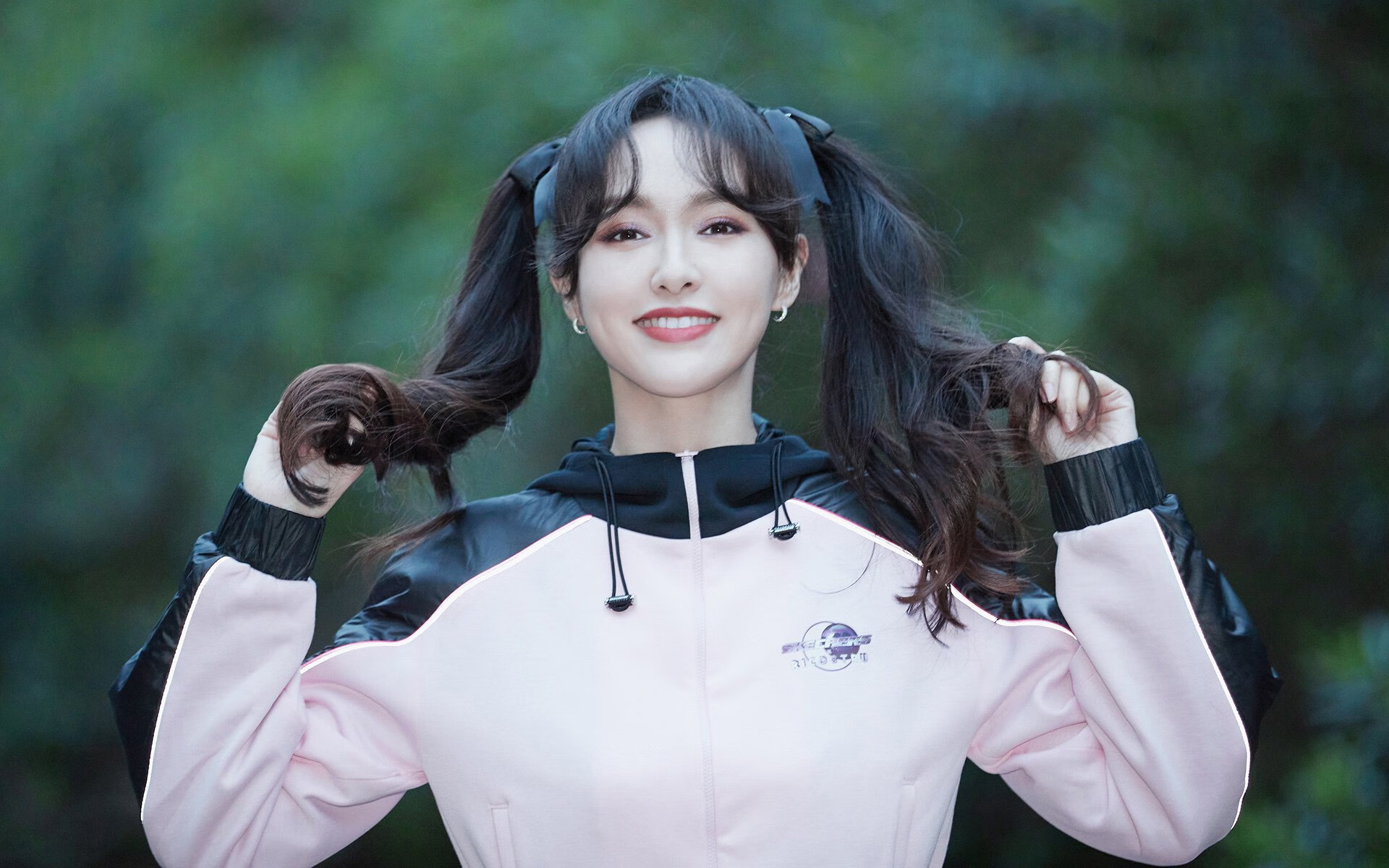 统治级表演与闪电战，维尼修斯个人秀与多特团队速胜，诠释绿茵胜利的两种维度